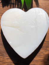 Load image into Gallery viewer, Soap Matters Heart Geranium &amp; Bergamot Natural handmade small heart shaped soap