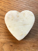Load image into Gallery viewer, Soap Matters Heart Juniperberry &amp; Lavender Natural handmade small heart shaped soap