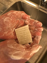 Load image into Gallery viewer, Luxurious, creamy lather - natural lavender soap